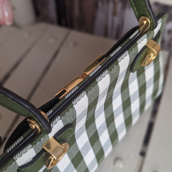 Tory Burch Petite Lee Radziwill handbag and NWT matching wallet. - Picture 9 of 16